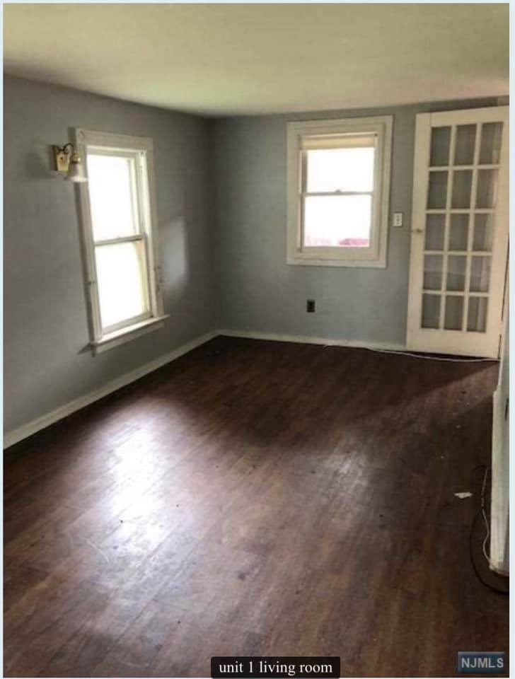 Professional-Window-Blind-Installation